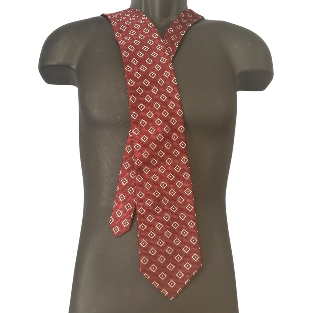 Robert Talbots best of class Nordstrom  silk new men’s tie burgundy geometric